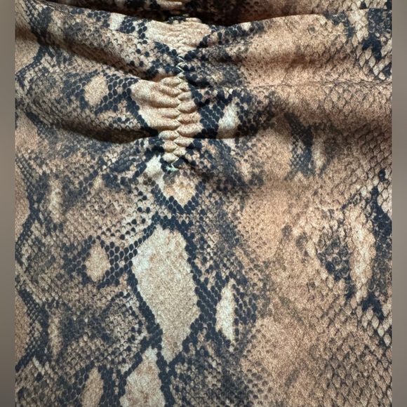 PQ Swim Snakeskin Python Reversible Tie Teeny Bikini Bottoms SZ Large NWT/Liner - Picture 5 of 12